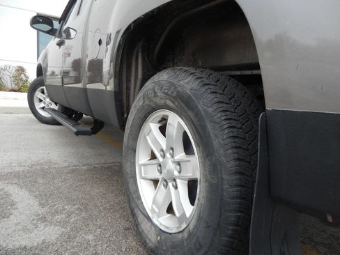 Used 2013 GMC Sierra 1500 SLE w/ Power Tech Package image 14