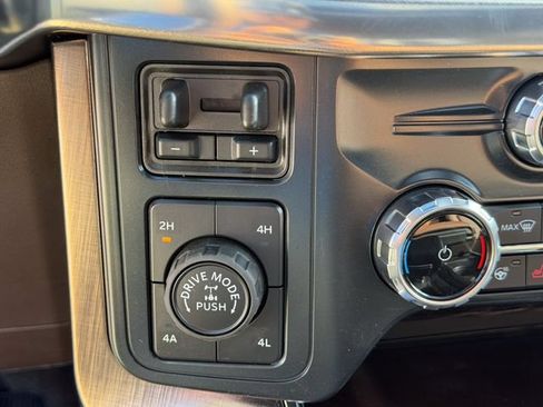 Used 2026 Ford F150 King Ranch w/ Equipment Group 601A High AWD/4WD image 17