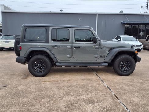 Used 2023 Jeep Wrangler Sport image 28