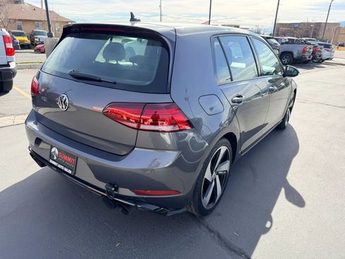 Used 2018 Volkswagen Golf 4-Door AWD/4WD image 4