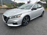 Used 2020 Nissan Altima 2.5 SR w/ Premium Package image 3