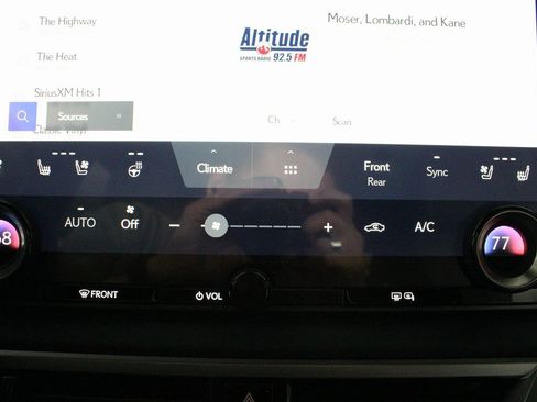 Used 2024 Lexus RX 350 image 38