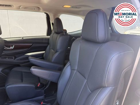 Used 2023 Subaru Ascent Touring AWD/4WD image 25