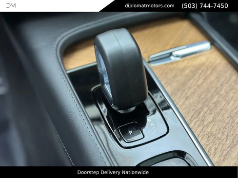 Used 2024 Volvo XC90 B6 Plus image 25