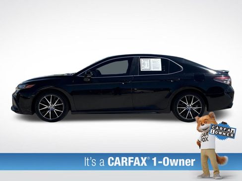 Used 2021 Toyota Camry SE w/ Cold Weather Package AWD/4WD image 2