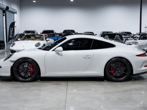 Used 2014 Porsche 911 GT3 RWD image 3