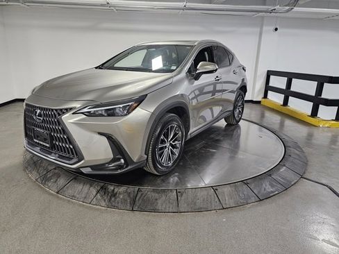 Used 2022 Lexus NX 350 AWD image 4