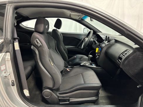 Used 2008 Hyundai Tiburon GS image 15