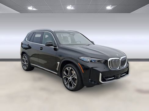 Used 2026 BMW X5 sDrive40i w/ Premium Package RWD image 7