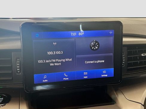 Used 2021 Ford Explorer XLT RWD image 14
