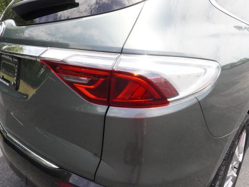 Used 2023 Buick Enclave Essence w/ Experience Buick Package FWD image 33