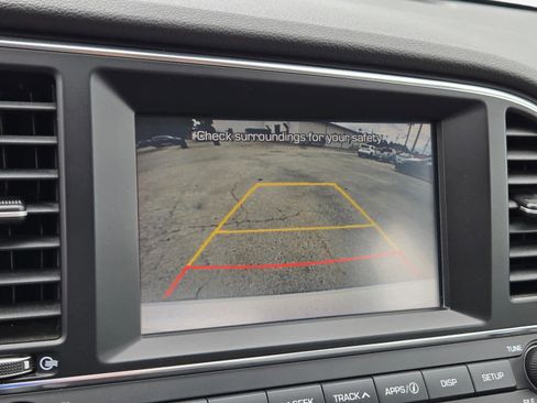 Used 2017 Hyundai Elantra SE w/ SE A/T Tech Package 03 FWD image 24
