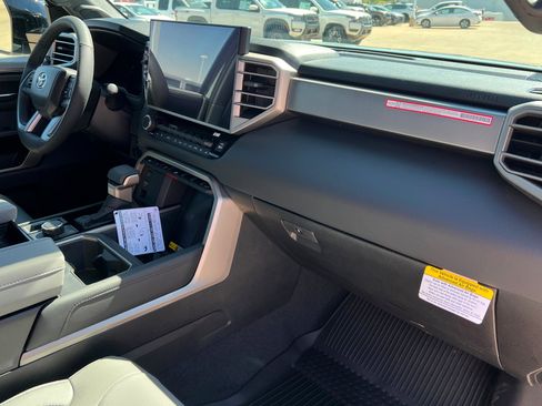 New 2026 Toyota Tundra Limited AWD/4WD image 23