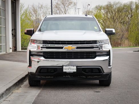 Used 2021 Chevrolet Silverado 1500 LT w/ Bed Protection Package AWD/4WD image 9