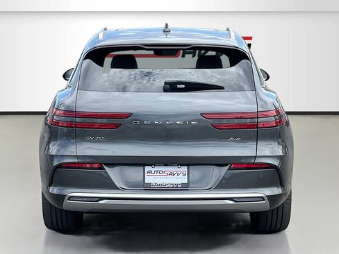 Used 2025 Genesis Electrified GV70 w/ Prestige Package AWD/4WD image 6