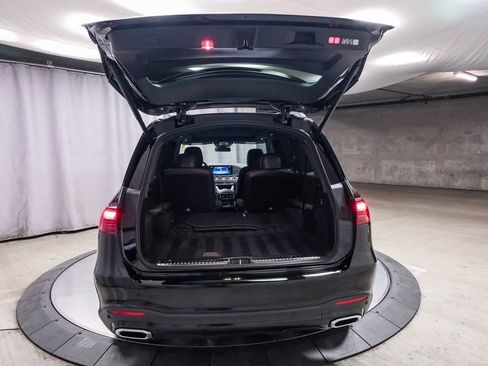 Used 2025 Mercedes-Benz GLS 450 4MATIC image 25