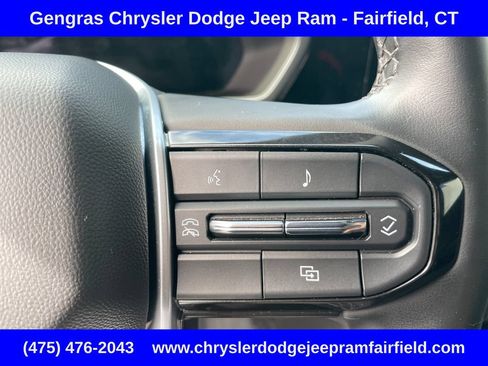 Used 2025 Chevrolet Colorado W/T w/ WT Custom Package AWD/4WD image 45