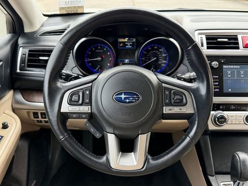Used 2016 Subaru Outback 2.5i Limited image 15