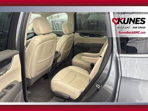 Used 2021 Cadillac XT6 Premium Luxury w/ LPO, Floor Liner Package image 23