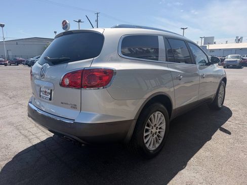 Used 2010 Buick Enclave CXL AWD/4WD image 6