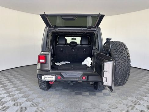 Used 2021 Jeep Wrangler Unlimited Rubicon w/ Cold Weather Group AWD/4WD image 23