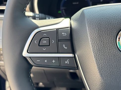 New 2026 Toyota Highlander Limited image 14