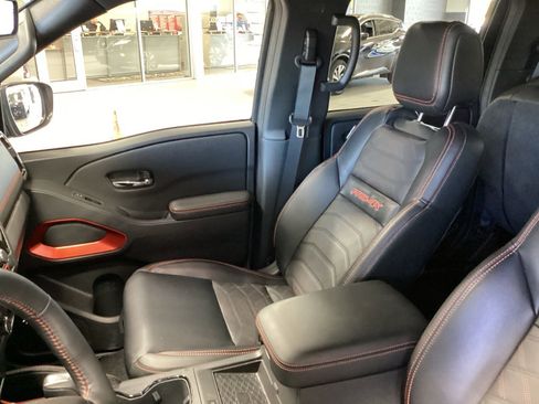 Certified 2025 Nissan Frontier PRO-4X w/ Pro Premium Package AWD/4WD image 19