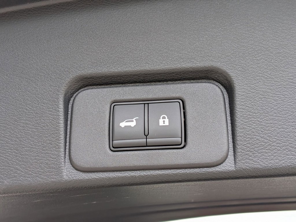 Used 2024 Nissan Rogue SV w/ SV Premium Package AWD/4WD image 7