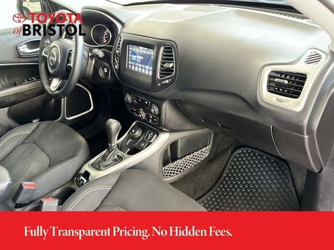 Used 2018 Jeep Compass Sport w/ Tech Group AWD/4WD image 23