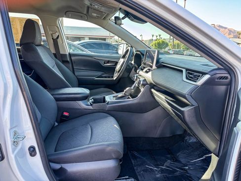 Certified 2024 Toyota RAV4 XLE AWD/4WD image 19