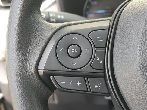 Used 2022 Toyota RAV4 XLE AWD/4WD image 20