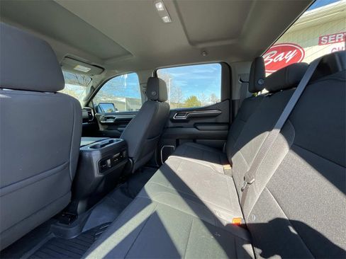 Used 2023 Chevrolet Silverado 1500 RST image 12