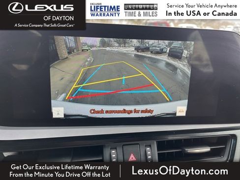 Certified 2023 Lexus ES 250 w/ Premium Package image 26