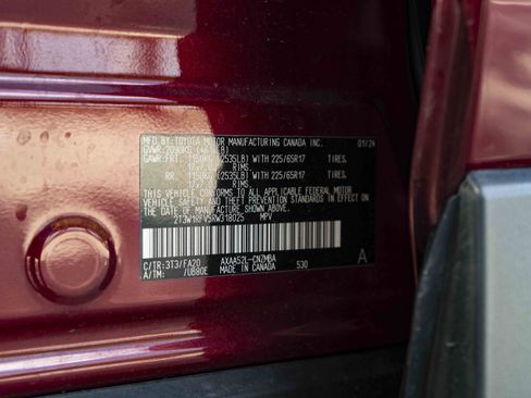 Used 2024 Toyota RAV4 XLE w/ Convenience Package FWD image 43