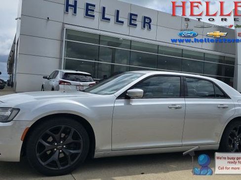 Used 2021 Chrysler 300 S RWD image 1