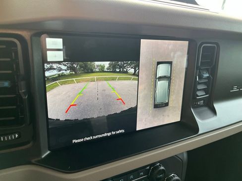 Used 2023 Ford Bronco Wildtrak AWD/4WD image 20