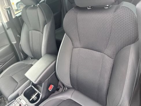 Used 2023 Subaru Forester Premium AWD/4WD image 15