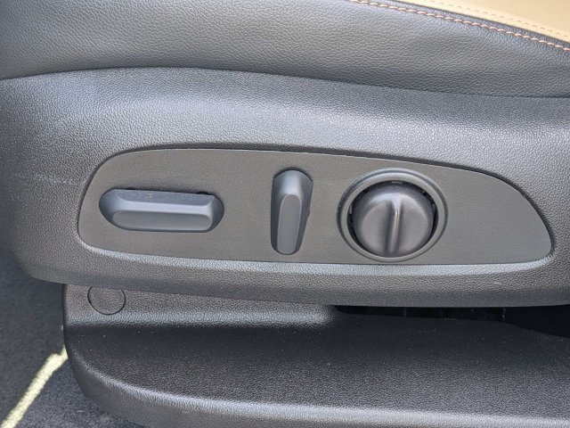 Used 2022 Chevrolet Equinox Premier FWD image 21