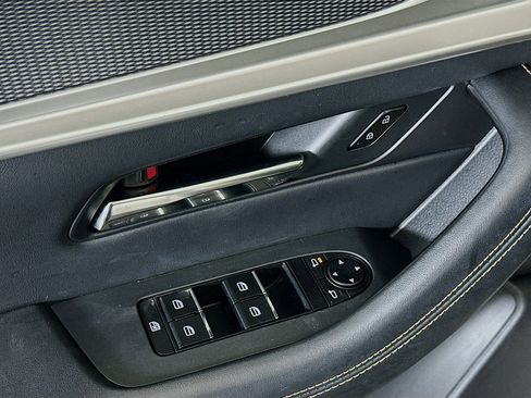 Used 2025 MAZDA CX-90 Plug-In Hybrid w/ Preferred image 15