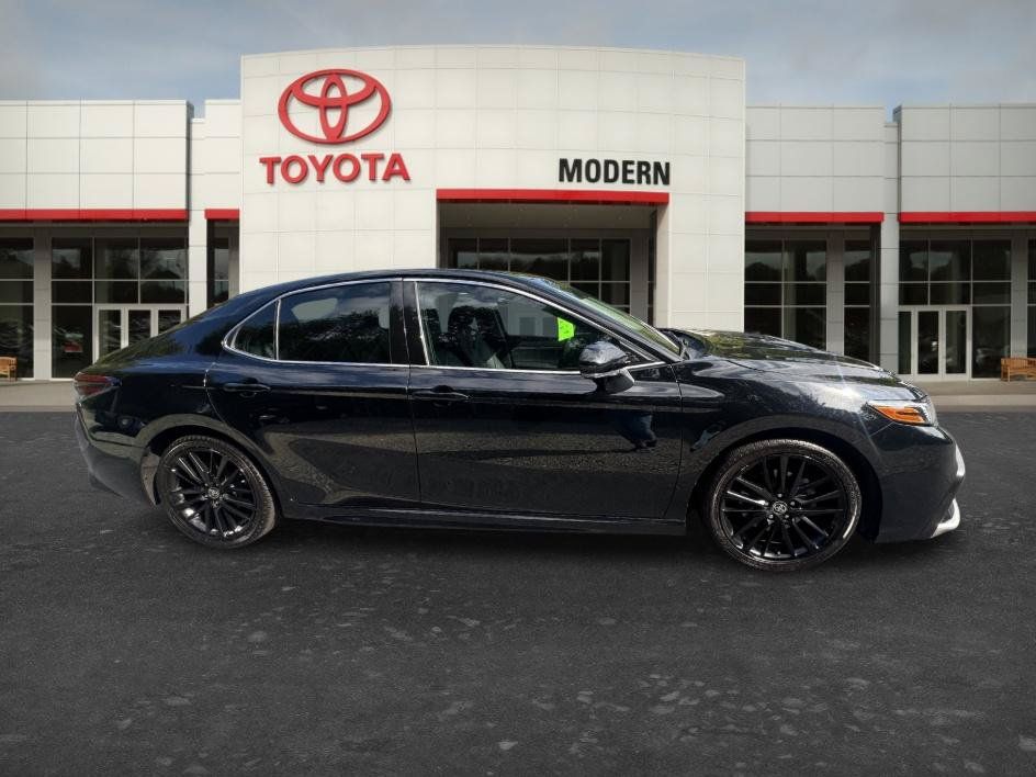 Used 2023 Toyota Camry XSE FWD image 10