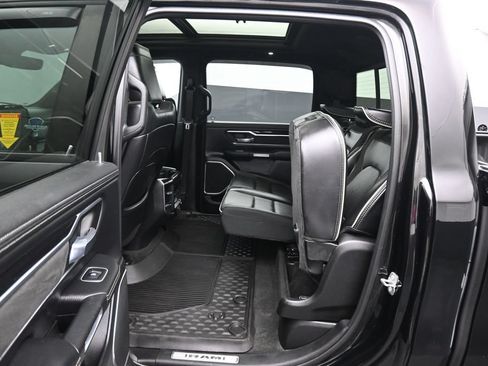 Used 2021 RAM 1500 Laramie AWD/4WD image 35