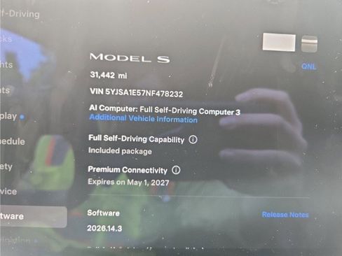 Used 2022 Tesla Model S AWD/4WD image 3