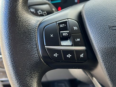 Used 2023 Ford Transit 350 XLT image 23