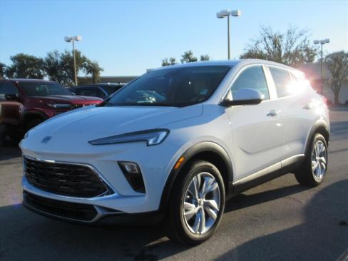 New 2026 Buick Encore GX Preferred w/ Comfort Package image 3