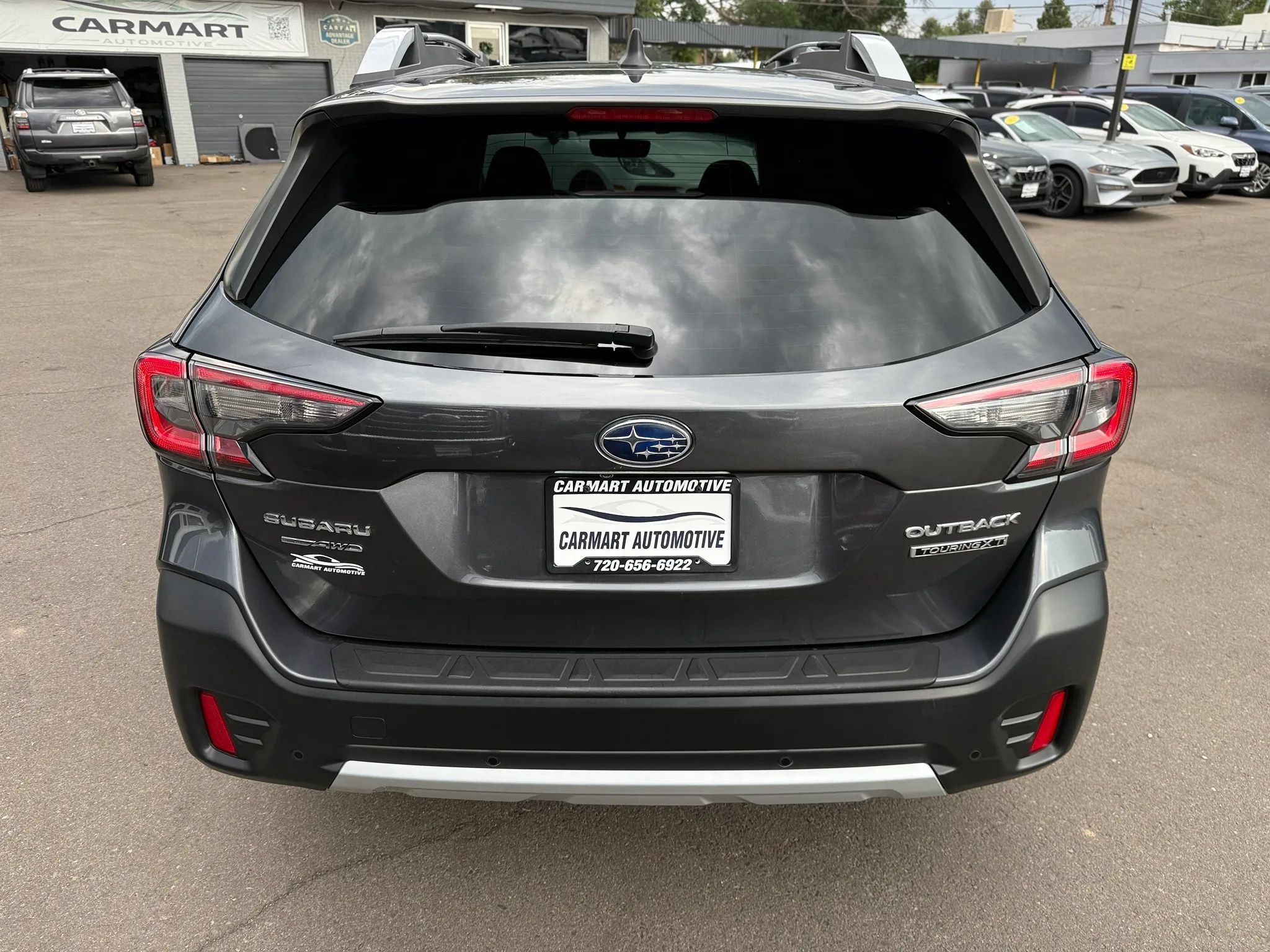 Used 2021 Subaru Outback Touring XT AWD/4WD image 8