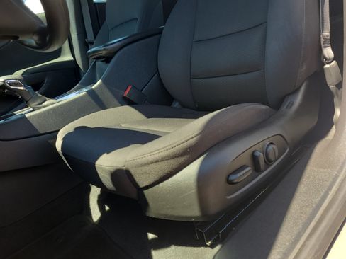 Certified 2024 Chevrolet Malibu LT FWD image 15