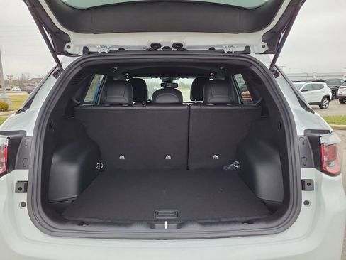 New 2026 Jeep Compass Latitude image 9