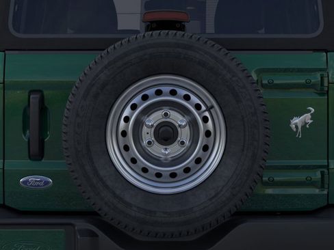 New 2025 Ford Bronco Base image 24