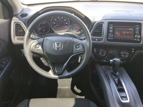 Used 2019 Honda HR-V LX image 15