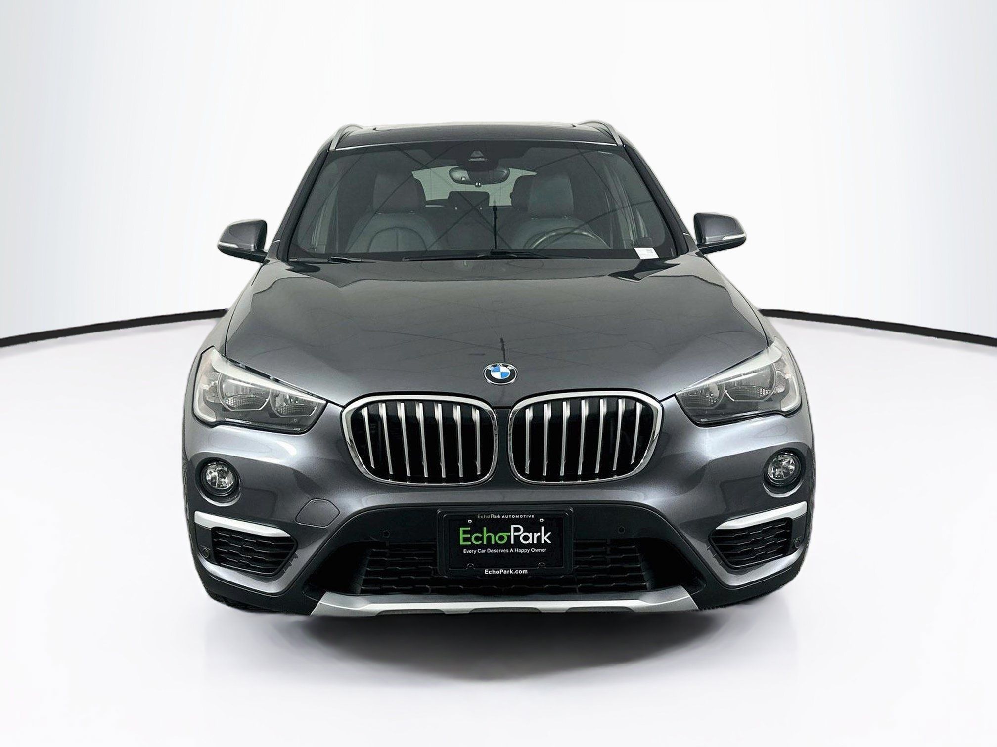 Used 2019 BMW X1 xDrive28i w/ Convenience Package AWD/4WD image 2
